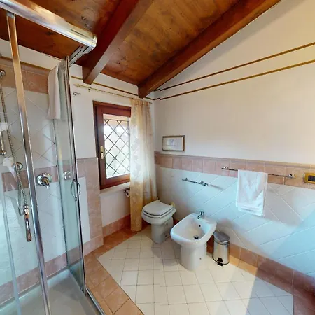 Platani Con Piscina-bgl *